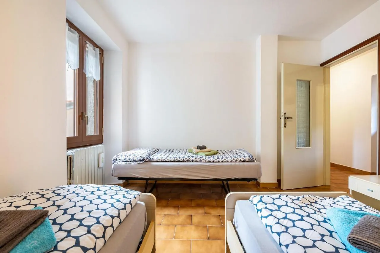 Casa Luisa Lake Garda Tremosine 0*,