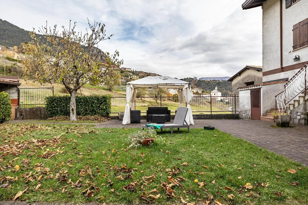 Casa Luisa Lake Garda Tremosine 아파트
